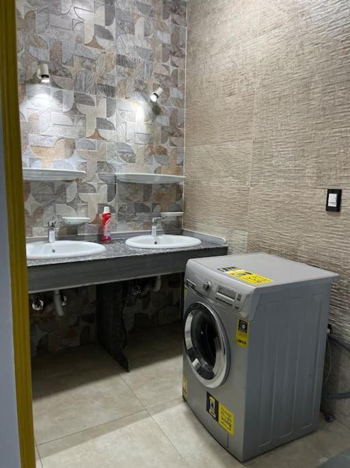 Apartment Spacious In The 5th Settlement Cairo