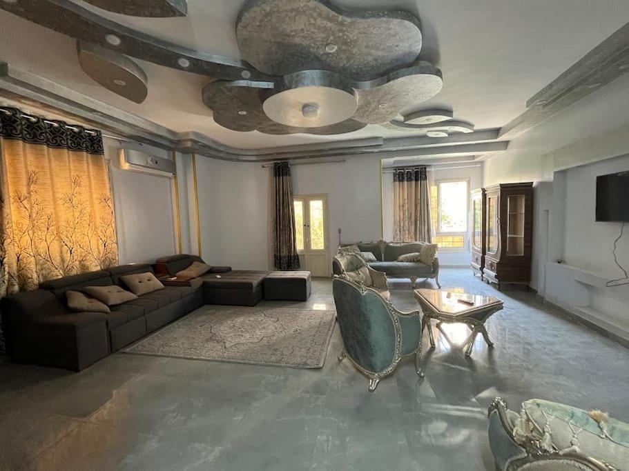 Spacious In The 5th Settlement Apartment *